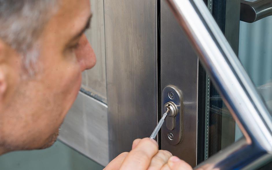 ouverture coffre fort électronique Étréchy